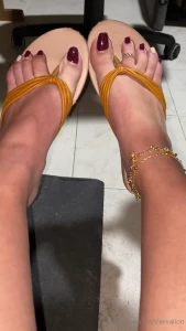 My extra long toenails are making me hot