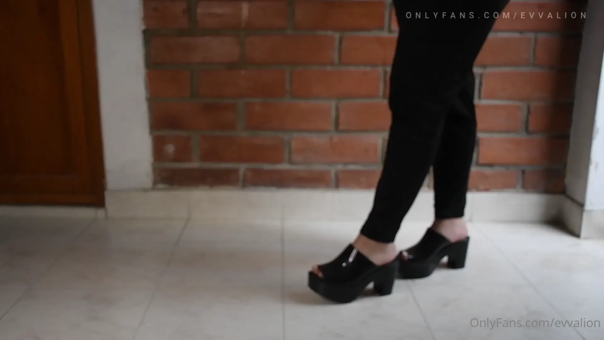 Did you see my feet on my new melissa s wedges i love so bad my new 