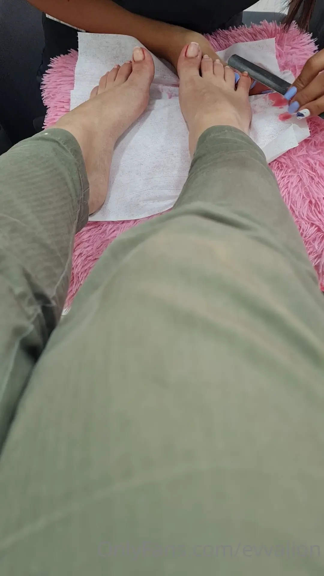 Hi guys i m giving love to me you will see my new pedicure soon part 1 