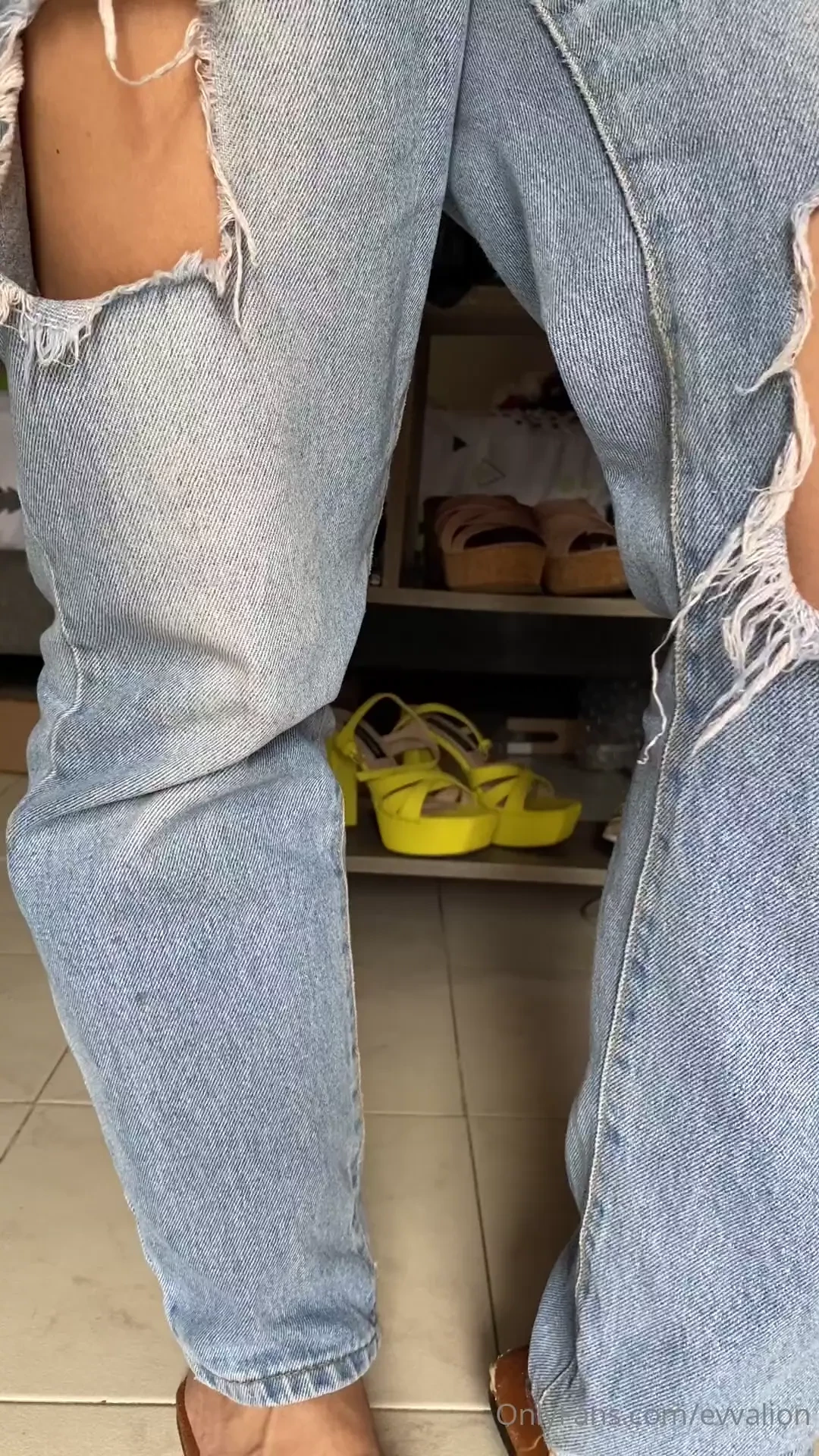 Hi footlovers let s go be alive here again let s start with a classic 