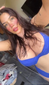 Hiii and welcome make sure to press messages and watch the little part 1