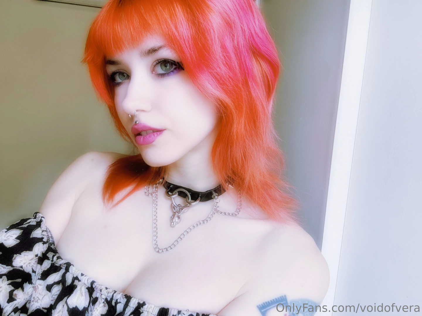 Tip me 20 amp i ll make a stripping video for you 