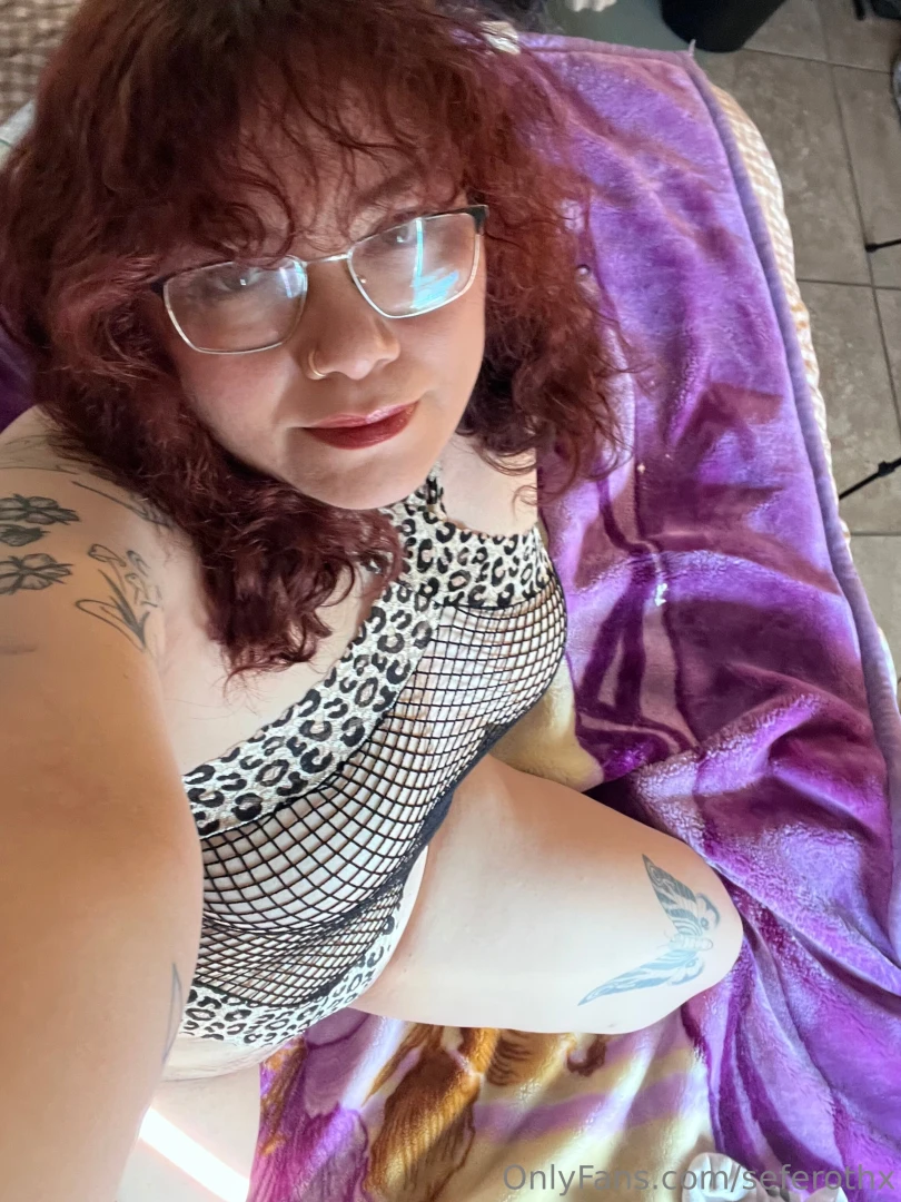 Feeling cute today also i have a panty-stuffing video if anyone would 