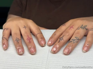 I got new finger tattoos i love them so fucking much just imagine part 1