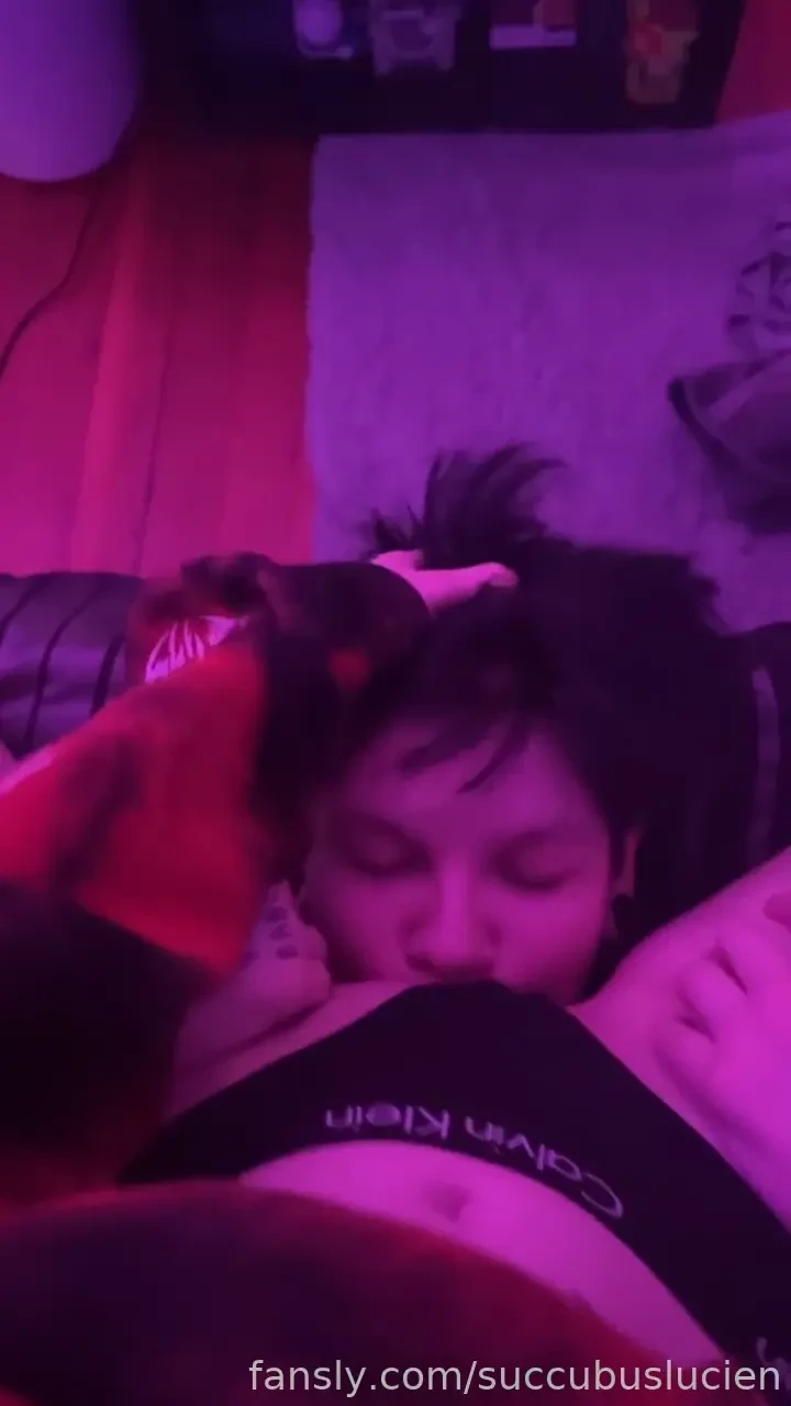 Hello my lovely subs how s everyone doing feel free to drop some 