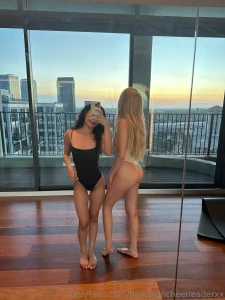 Post yoga selfies with blondie lilllie