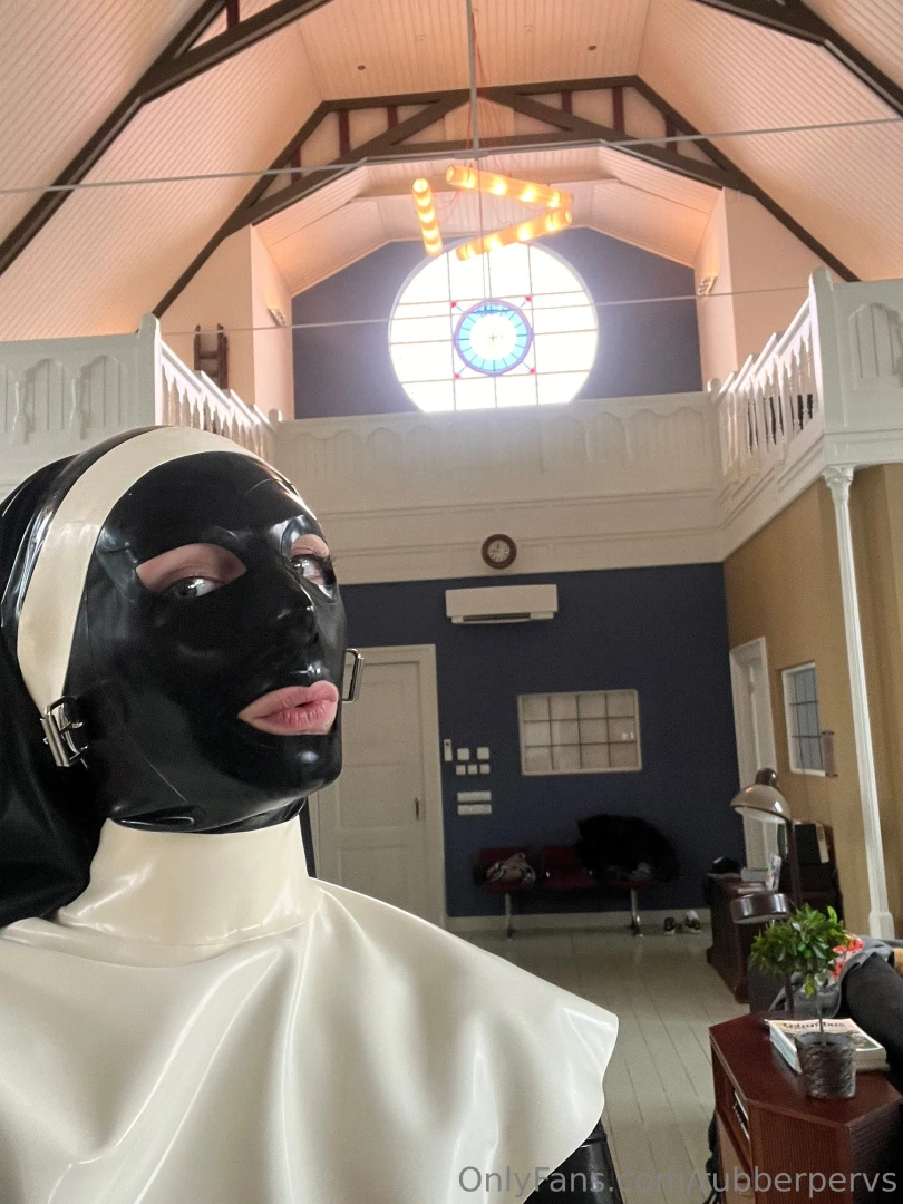 Ich habe brigens zum glauben gefunden aber in meiner kirche vertreten 