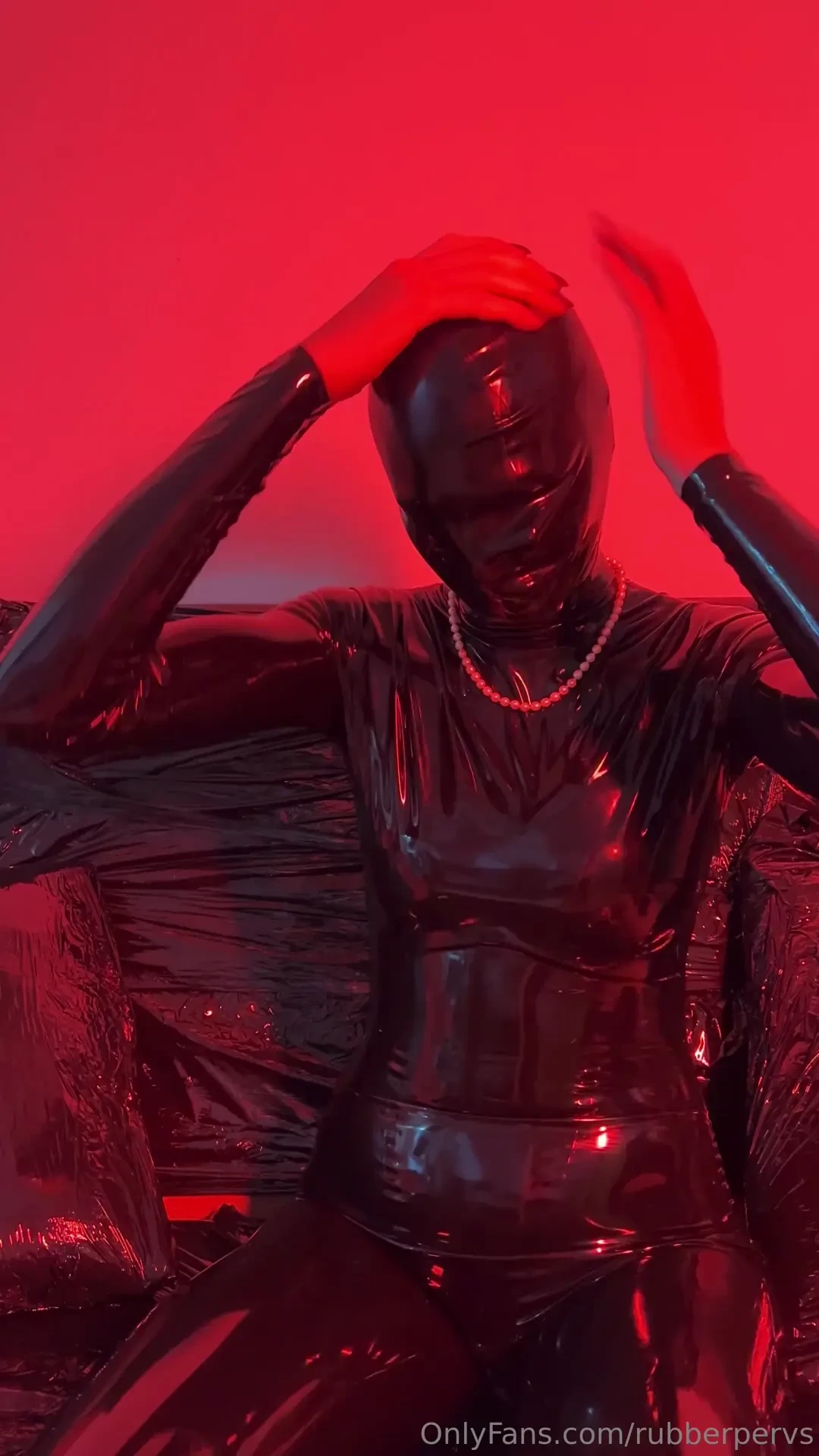 Abends noch mal schnell in meinen lieblings-catsuit geschl pft und 