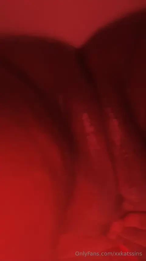 On everything my pussy is so pretty 