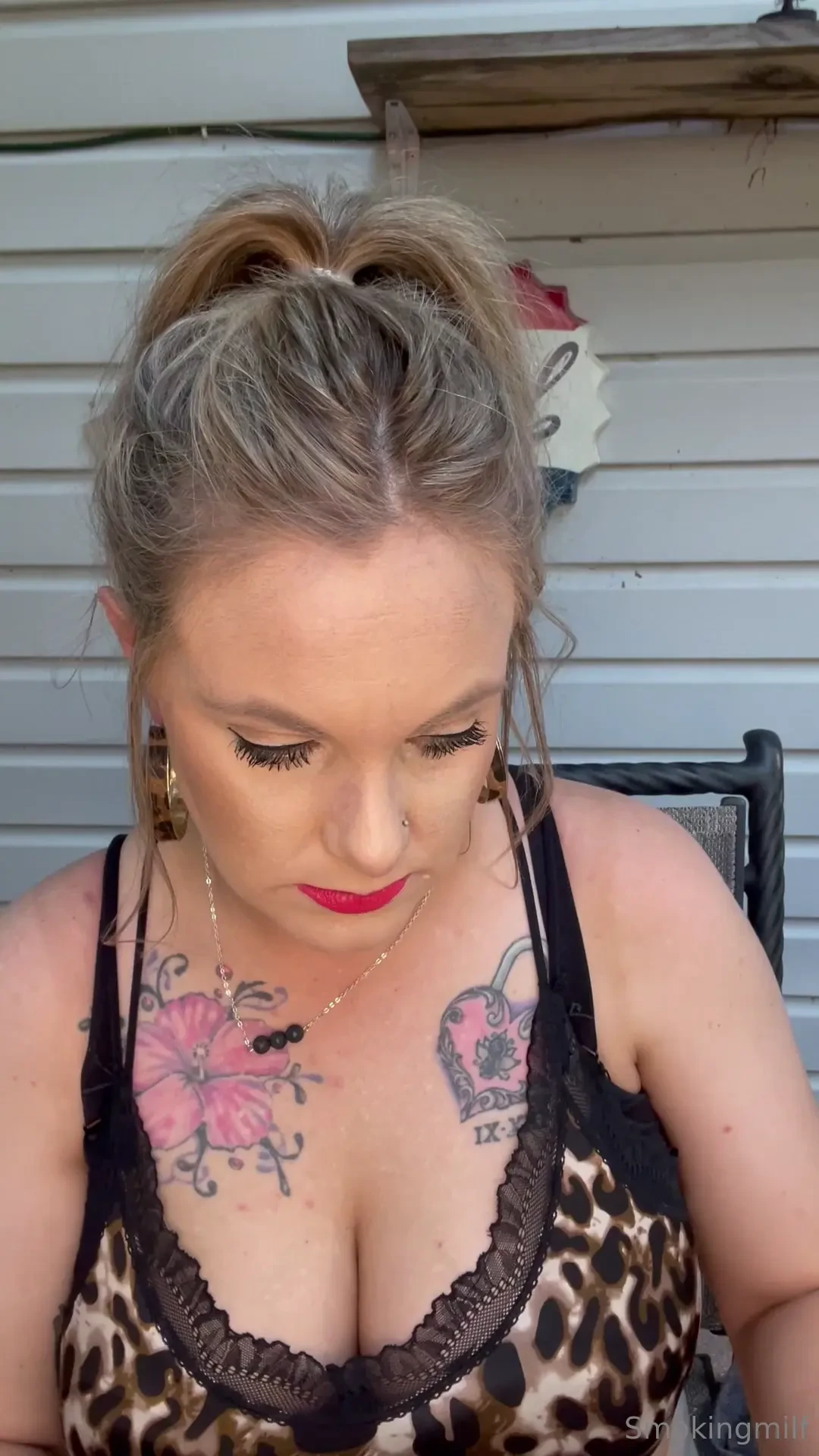 Sexy smoking saturday 