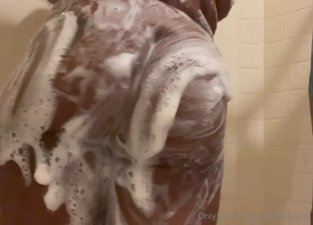 More shower vids bc i like when yall watch me shower part 1 