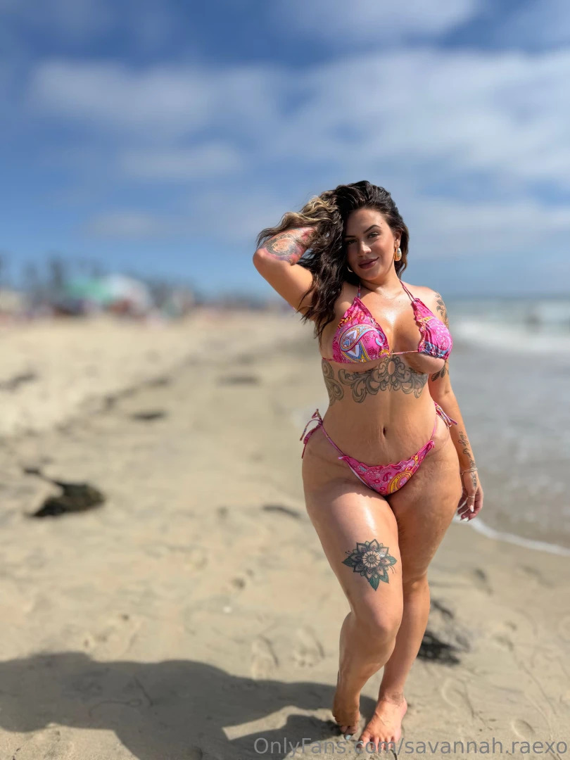 Do you like how they re popping out of the bikini 