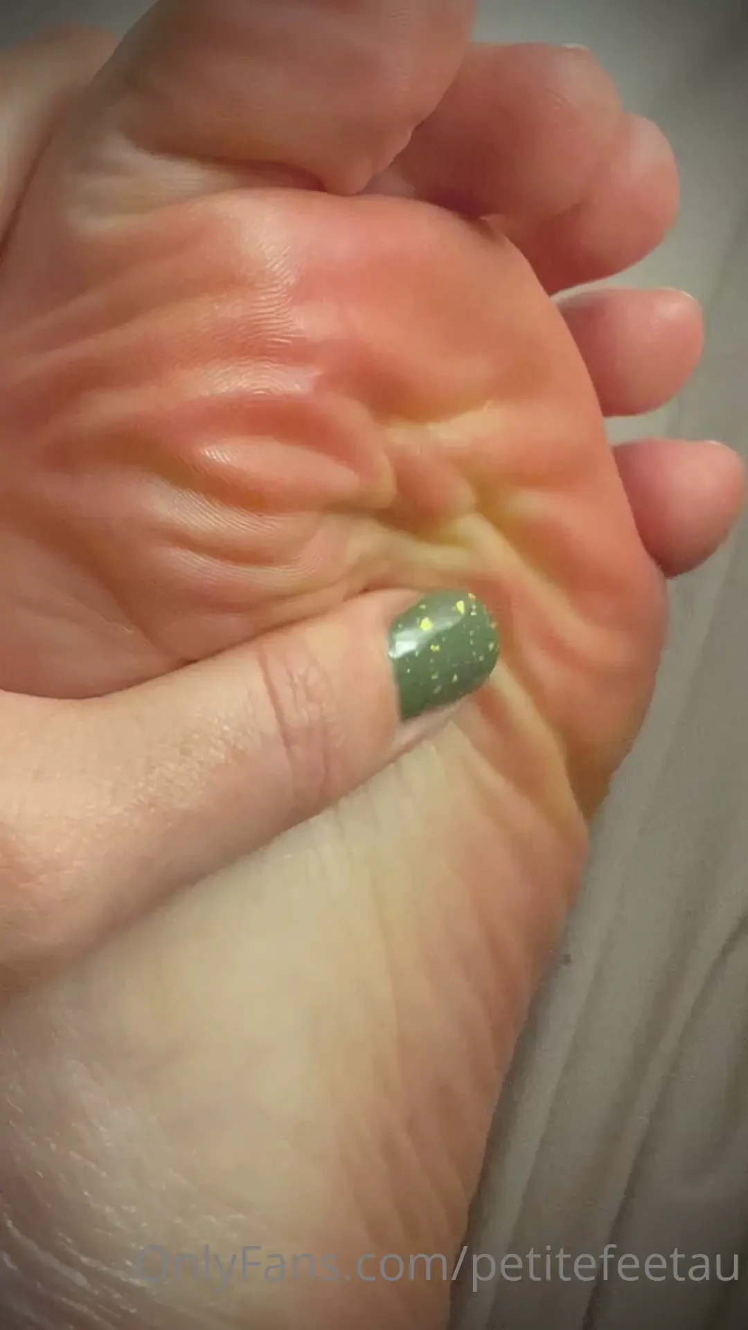 Enjoy this close up of a moisturised foot rub here s me hoping one of 