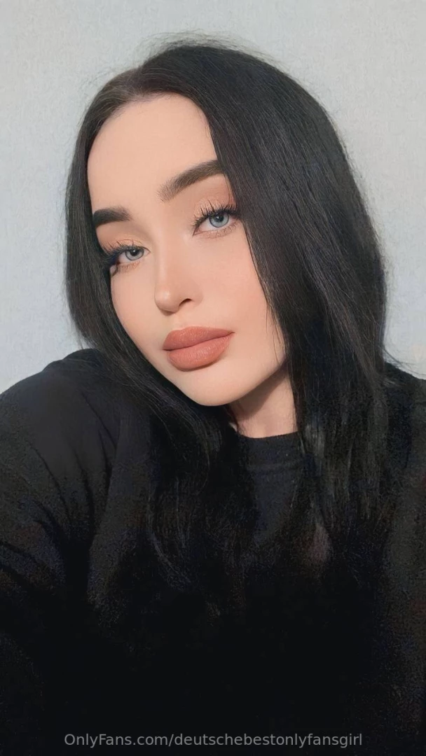 Elizaveta richter hey ich bin ella ich bin 18 und komme urspr nglich 