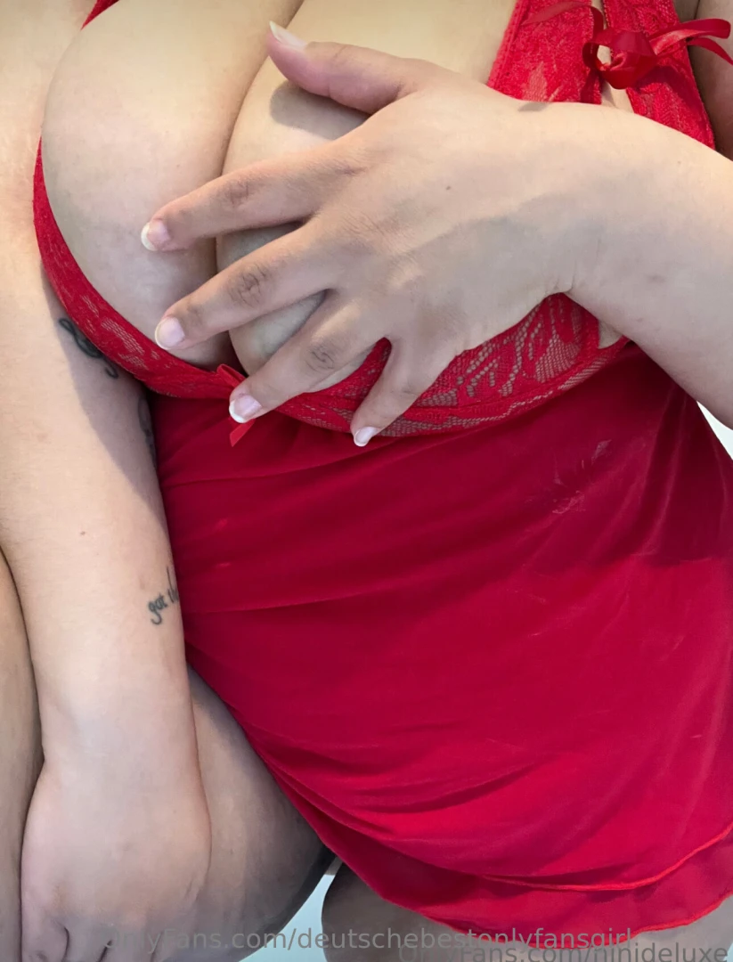 Ninideluxe hey ich bin nini 26 jahre alt seit kurzem bin ich hier auf part 2 
