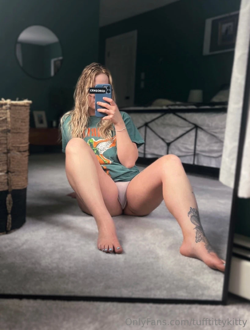 In desperate need of a mid day breeding session who wants to show me part 1 