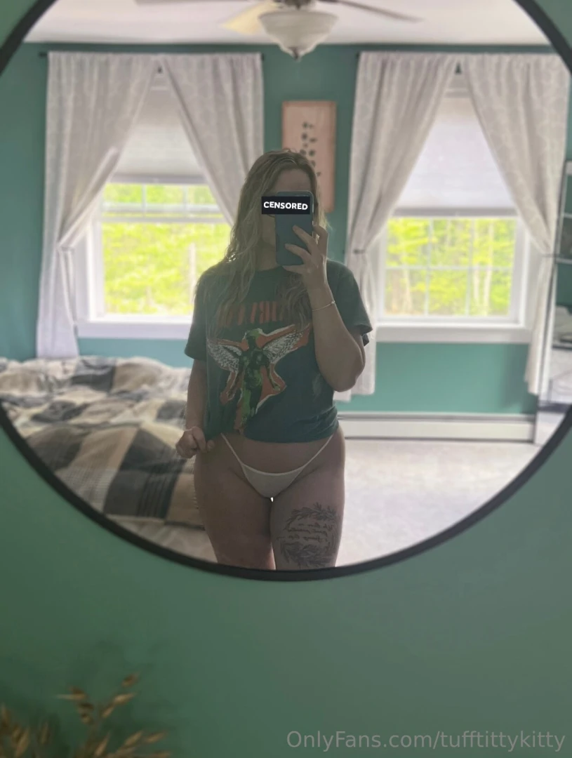 Don t look back what band was on the t shirt 