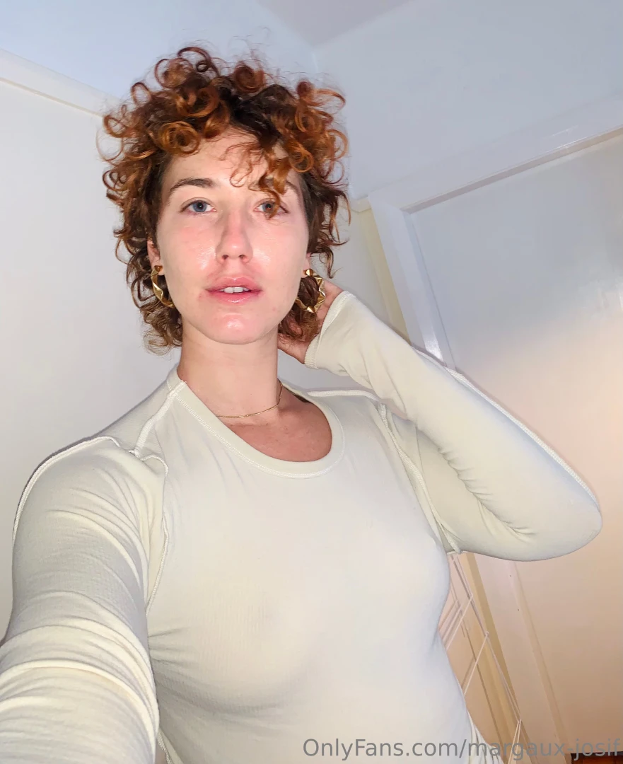 Would you hire me as your receptionist 