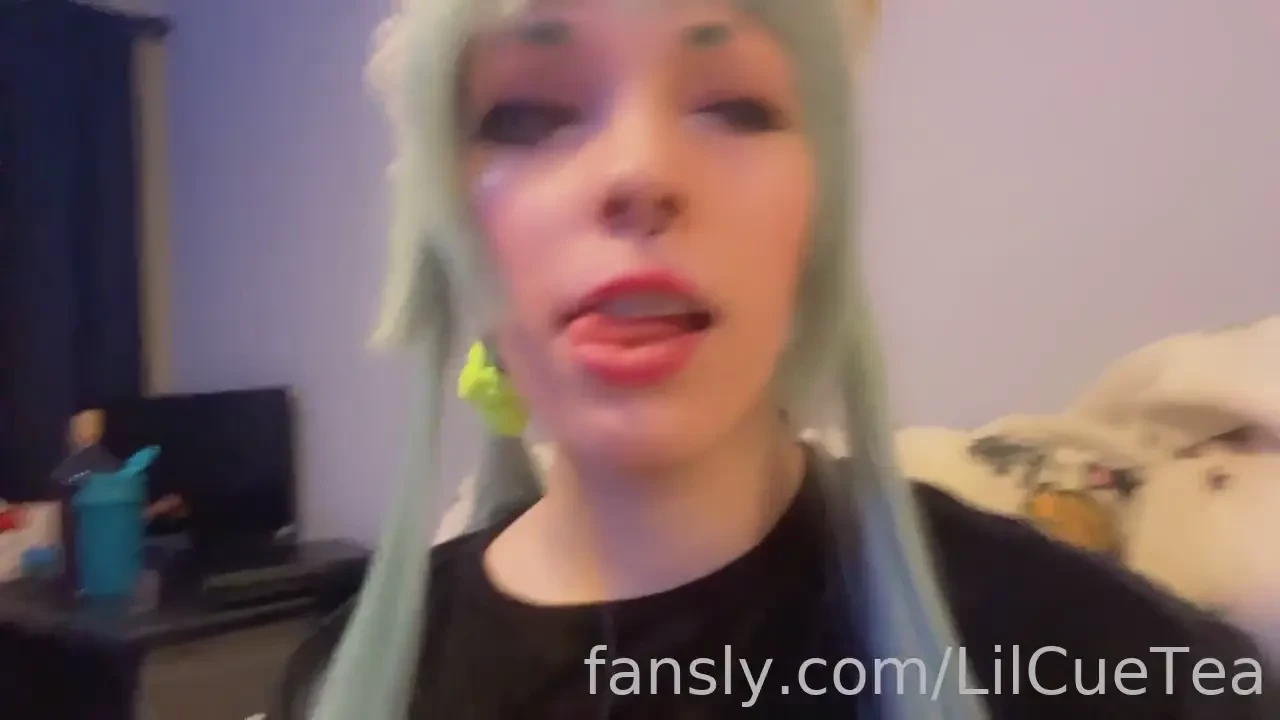 Hehehe- more feet and pussy play to cum 3 part 3 