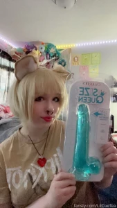 New pics from latest time i went to the sex shop ended up leaving with part 2