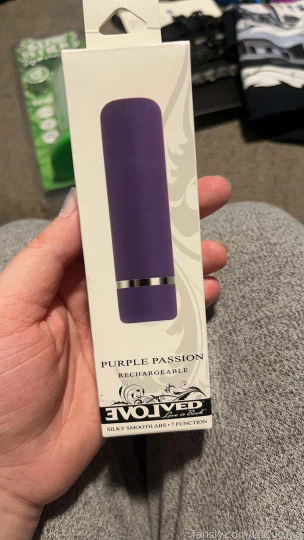 New pics from latest time i went to the sex shop ended up leaving with part 7 