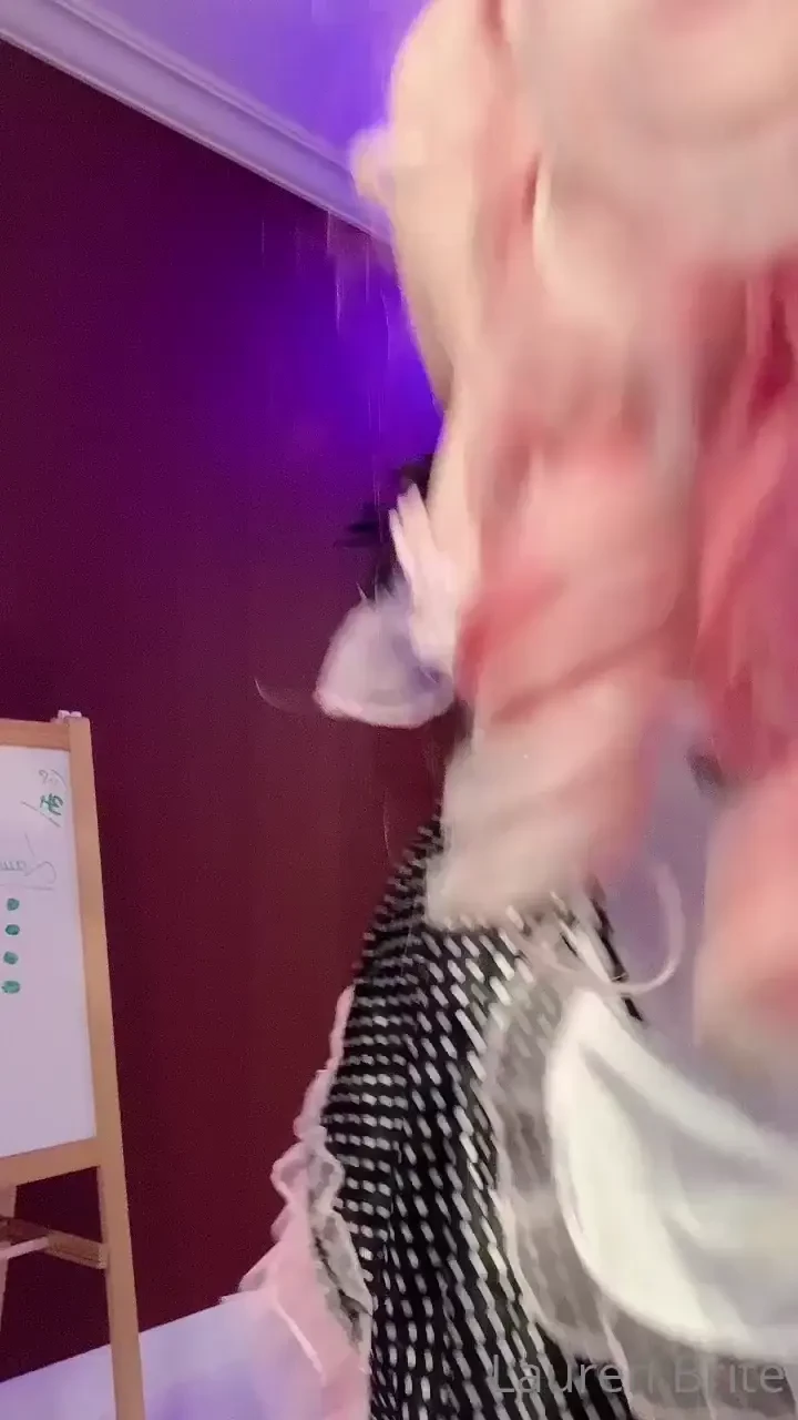 How many lollipops she deserves 