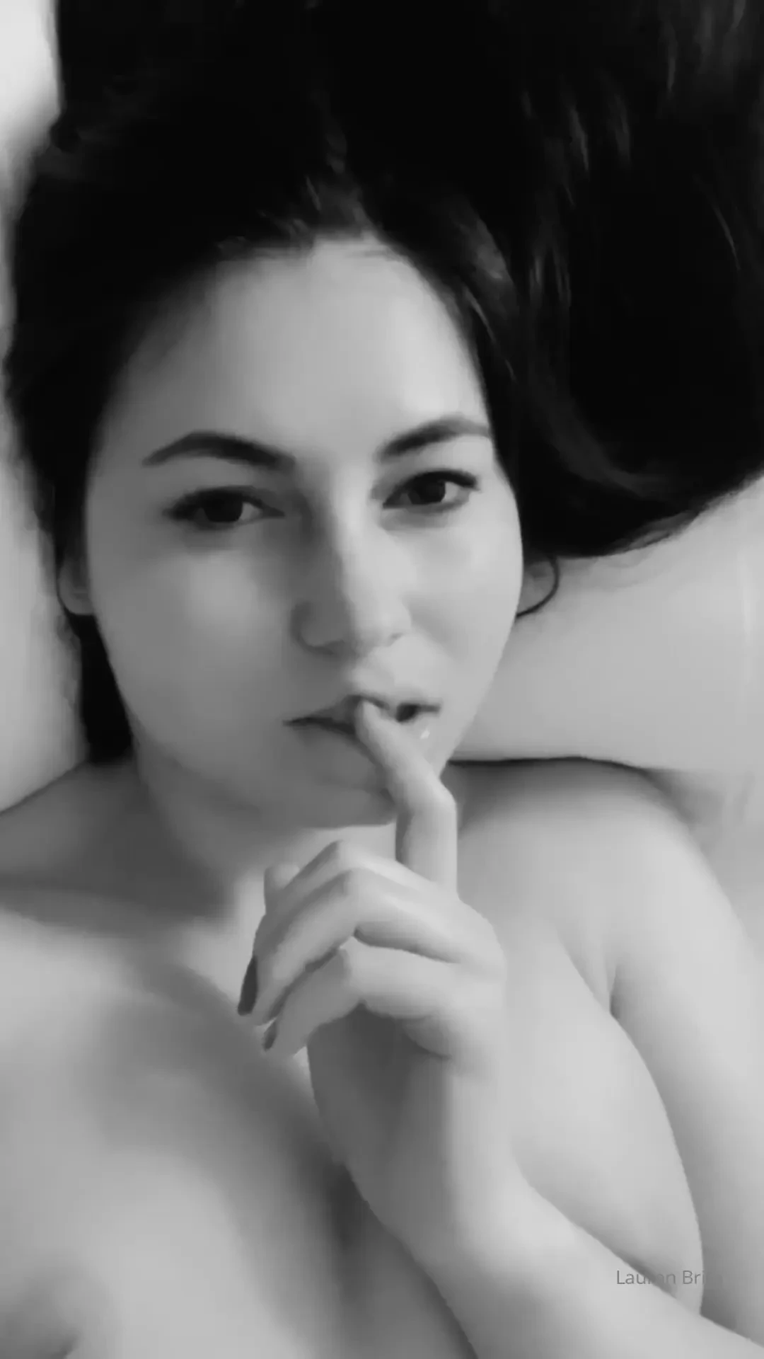 I just want to be kissed and touched all night long 