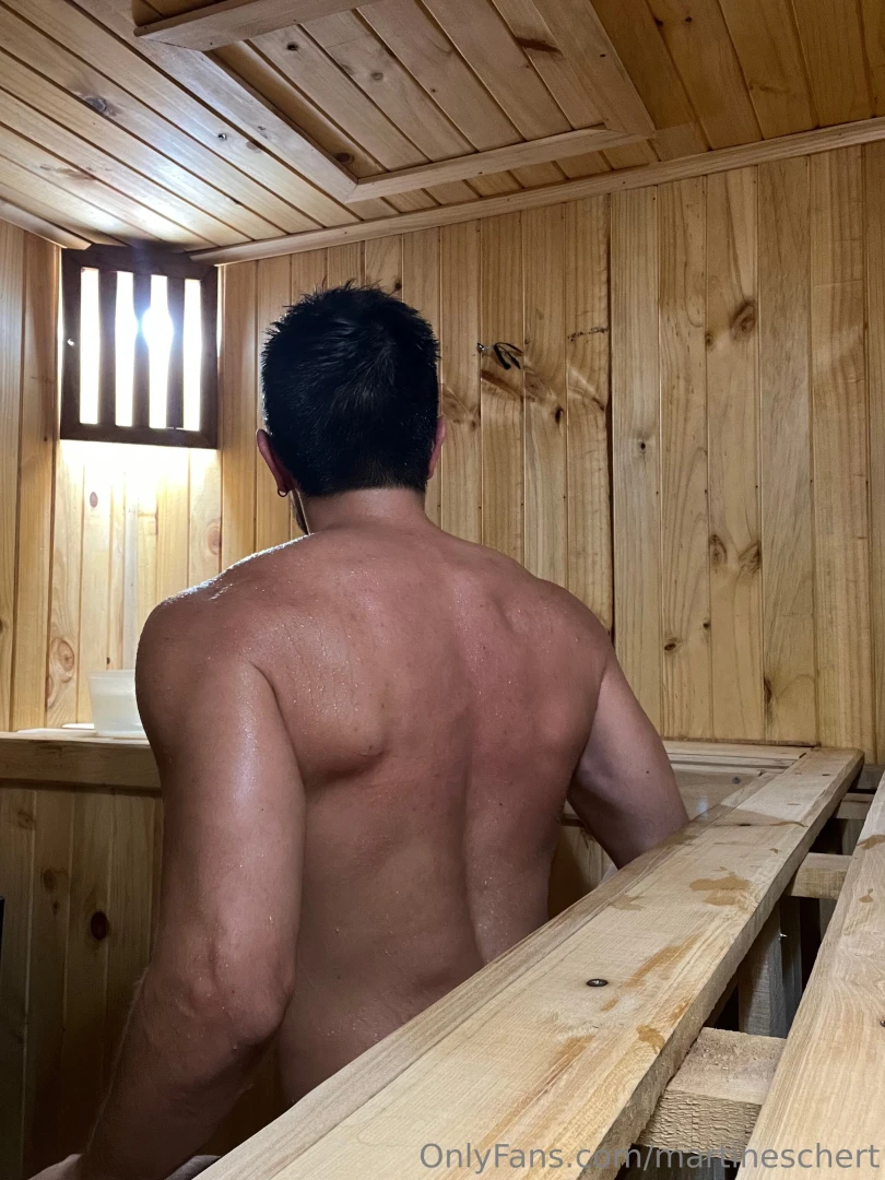 En sauna con chico hetero que me hace acabar deja tu tip y te env o la 