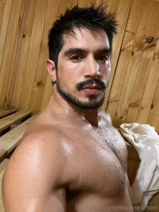 En sauna con chico hetero que me hace acabar deja tu tip y te env o la part 1