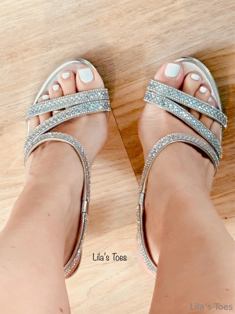 I m free for customs this weekend 