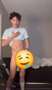 New full body jerk vid watch ur boy stroke it from far enough back to