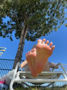 Pov you are about to get stomped on by a giant woman with giant sexy part 5