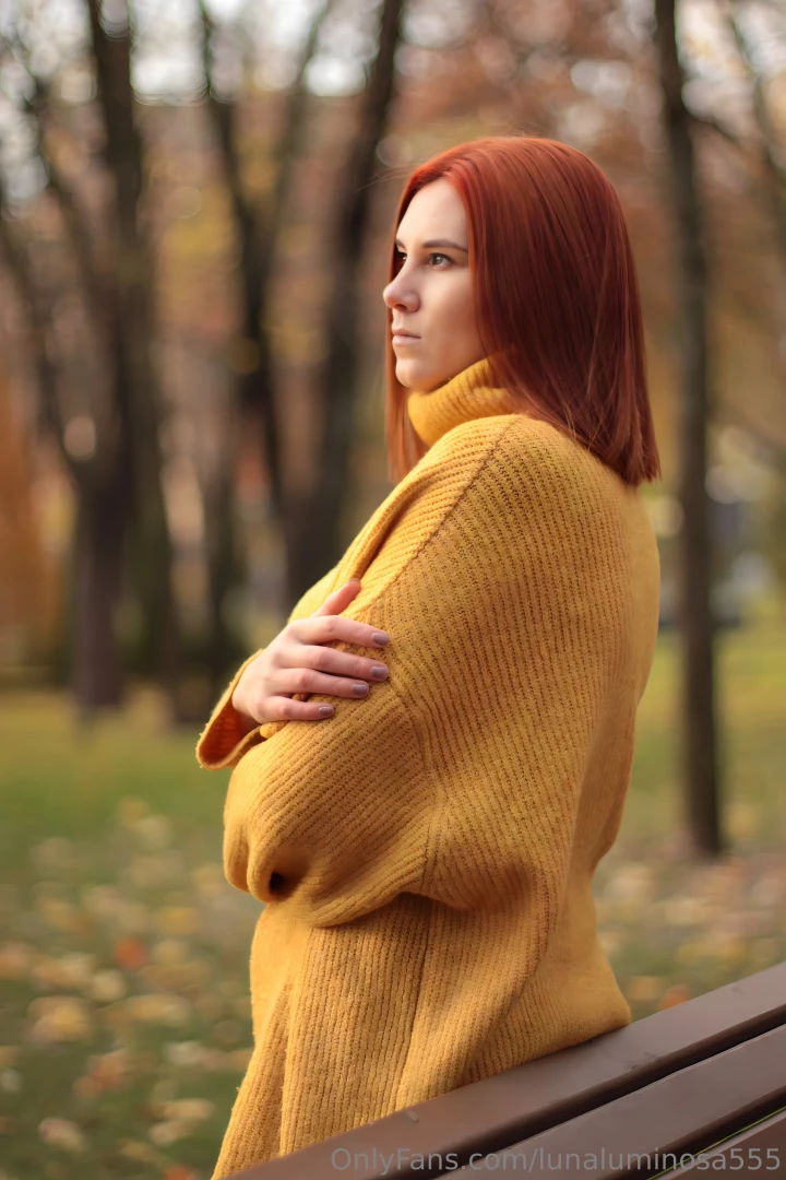 Feeling bored slide into my dms and i ll spice up your day 