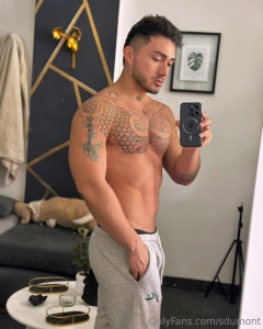 I ve uploaded something special for those who want a closer look it s