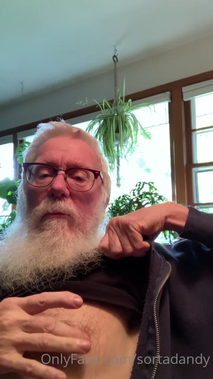 Proving to myself and you that i can still purr post-surgery very 