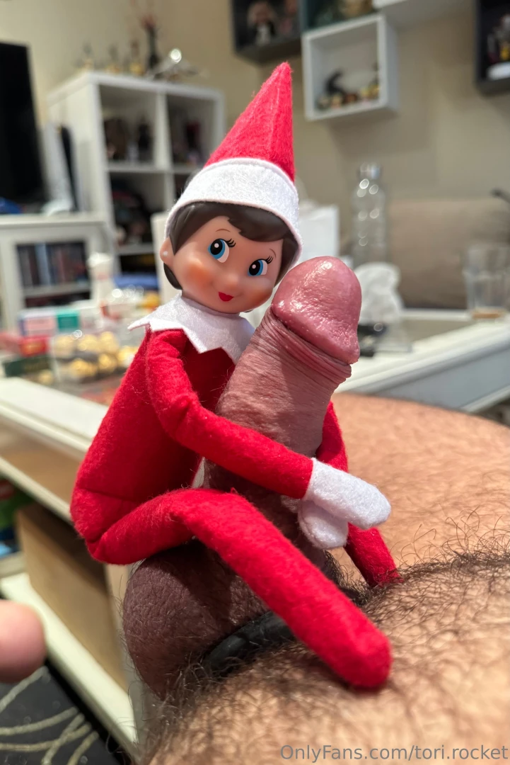 El gnomo cochino os desea una feliz no navidad 
