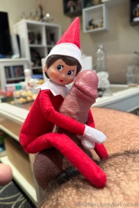 El gnomo cochino os desea una feliz no navidad