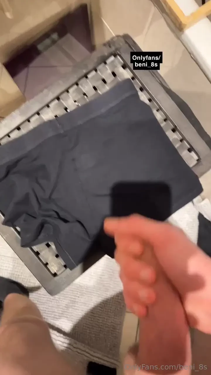 Swipe to the next slide to see me cum on my black boxers 