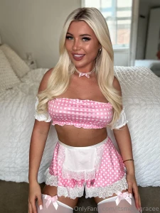 Can i film you a custom video in the outfit