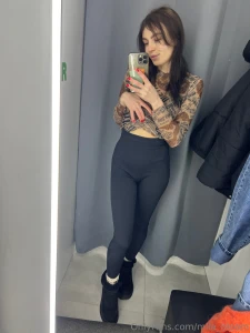 Tried on a few looks not sure which one i like more but i know they