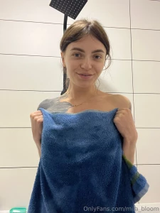 This look makes you think