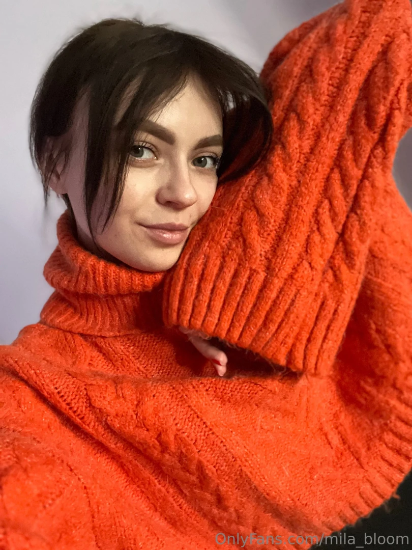 Feelin cozy in warm tones of my favorite sweater do you like it part 2 