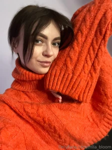 Feelin cozy in warm tones of my favorite sweater do you like it part 2
