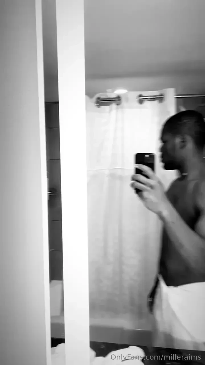 Making a vid in the shower you coming 