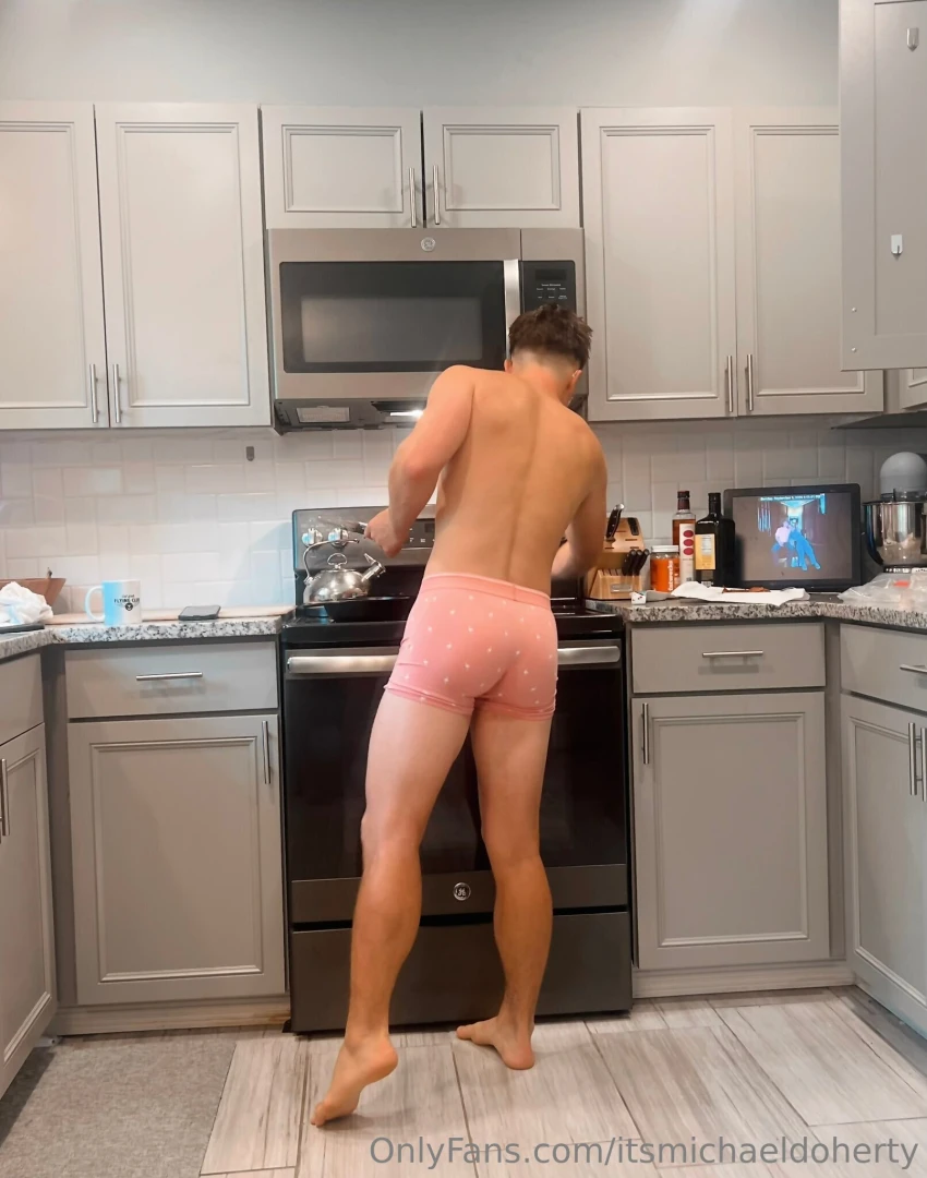 Major hubby material 