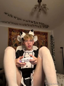 I may be a gamer boy who can beat you in fortnite but i can beat you