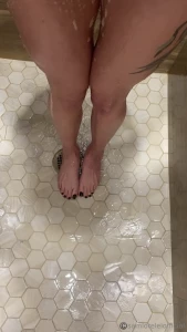 Freshly painted toesies in the shower