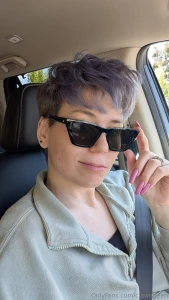 Having a little pink mauve nail moment