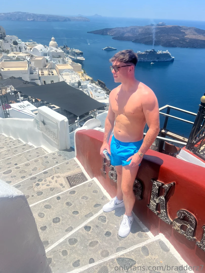 Landed in greece time to turn up 