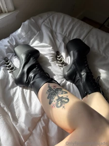 Not lewd but these are pretty hot p also my bday is next week april